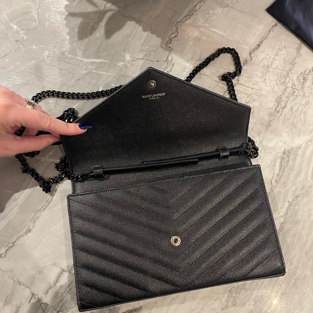 YSL black on black envelope handbag - Picture 3 of 13